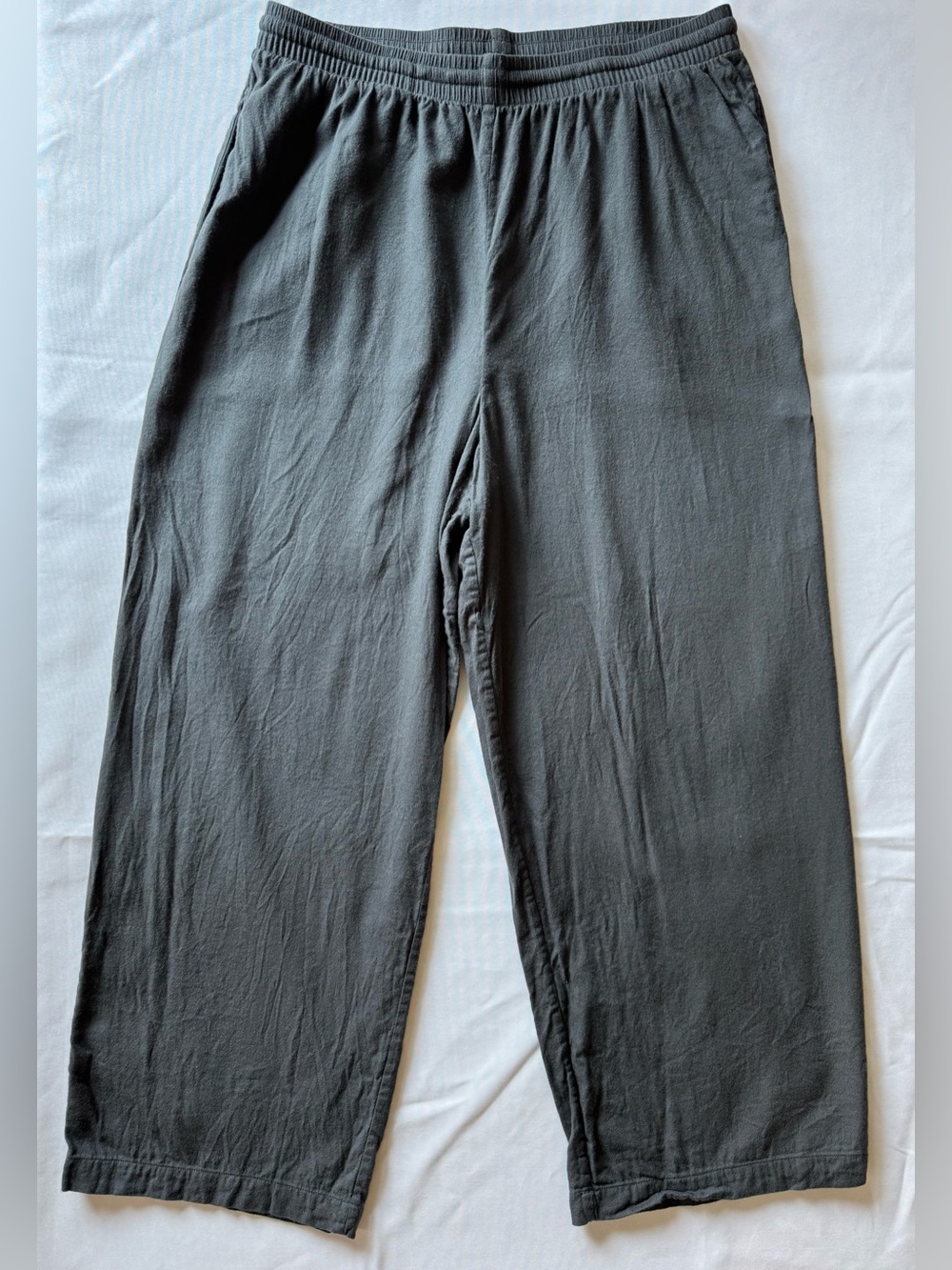 SKIMS 2pc Sleep Set In Ash - Medium - Picture 4 of 8